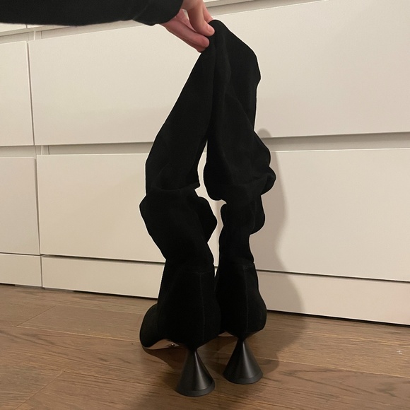 Charles & Keith Knee High Boots (Kid Suede) - Black Size 38 (US 7.5) - Picture 6 of 9